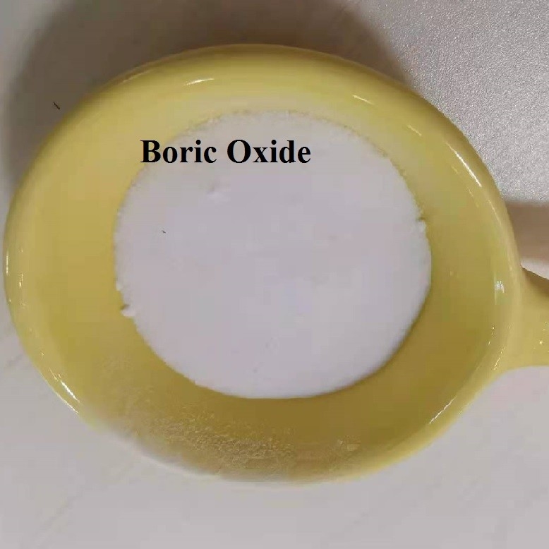 Industrial Grade Boron Oxide / Boron Trioxide CAS 1303-86-2